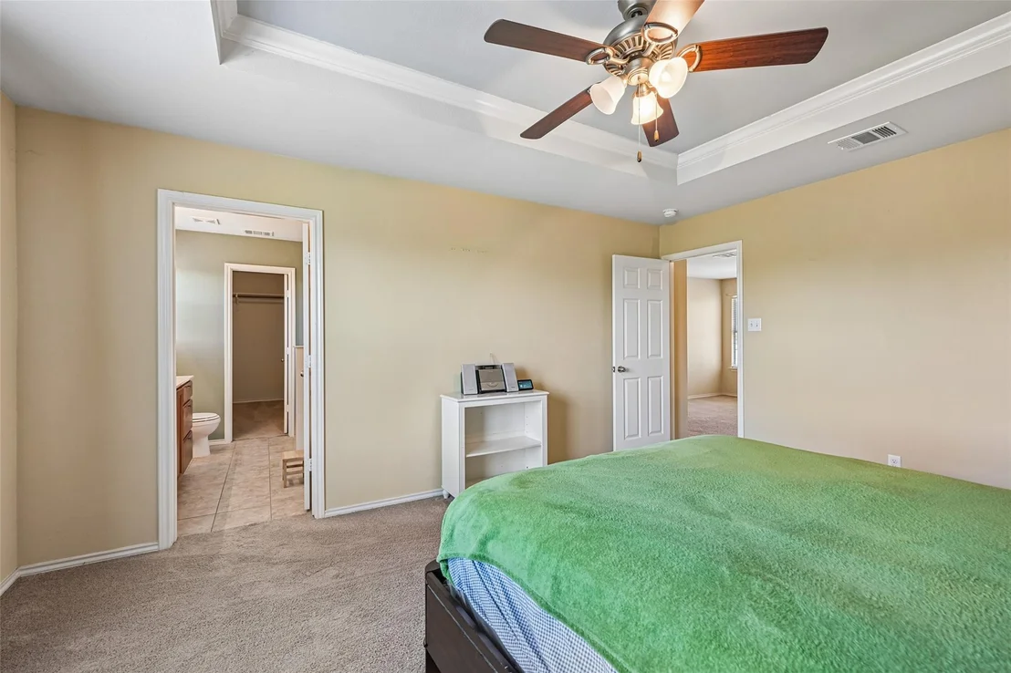 Photo of 140 Lynn Crest BND