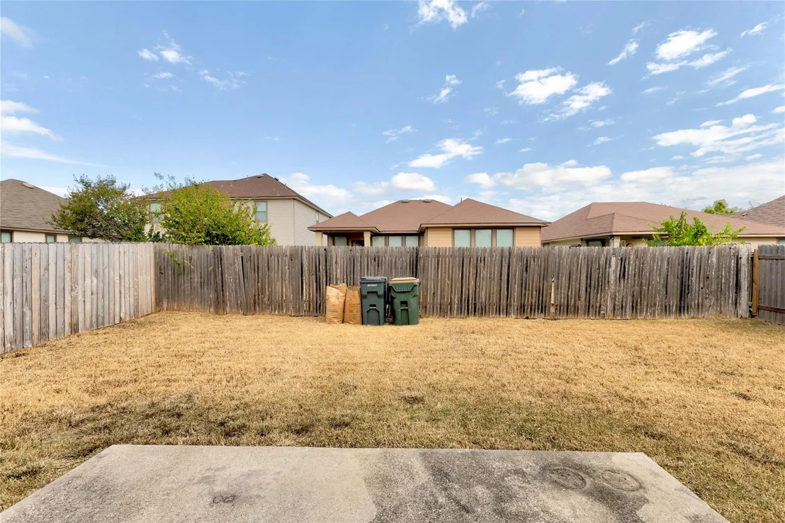 Photo of 824 Mahomet DR
