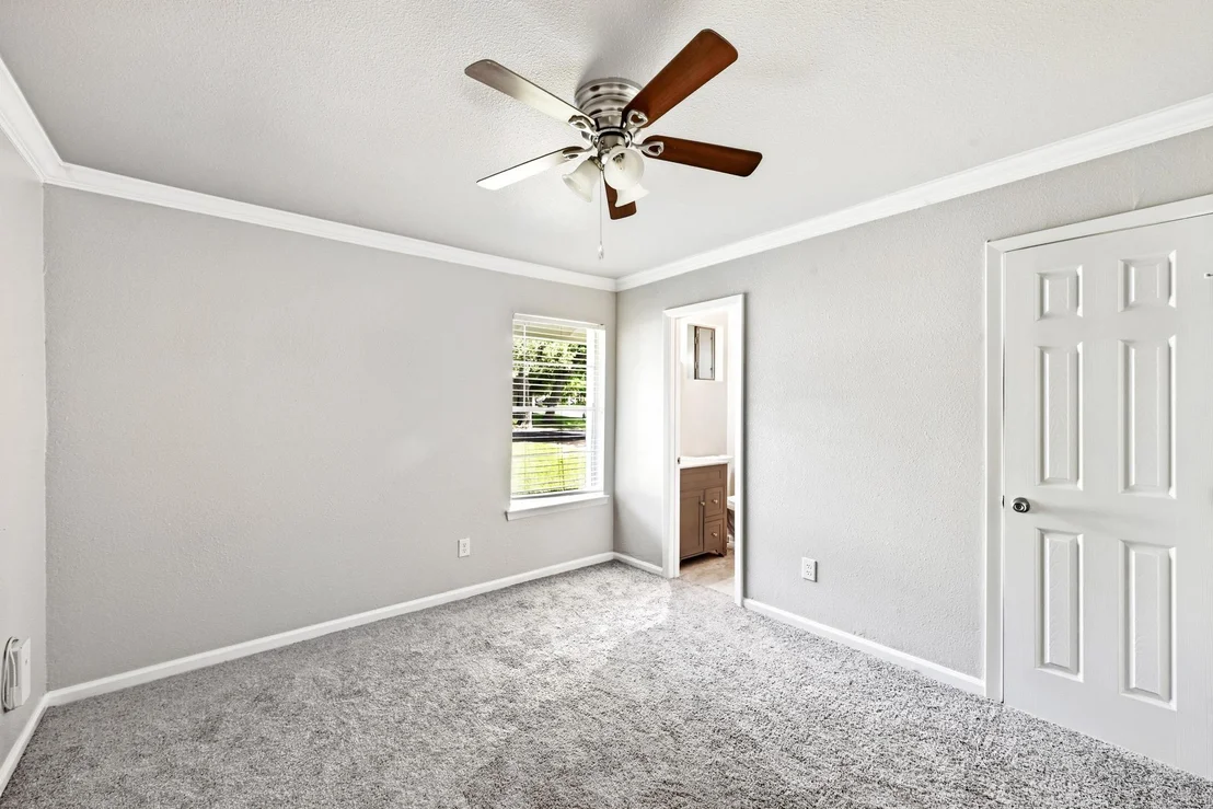 Photo of 10417 Firethorn LN
