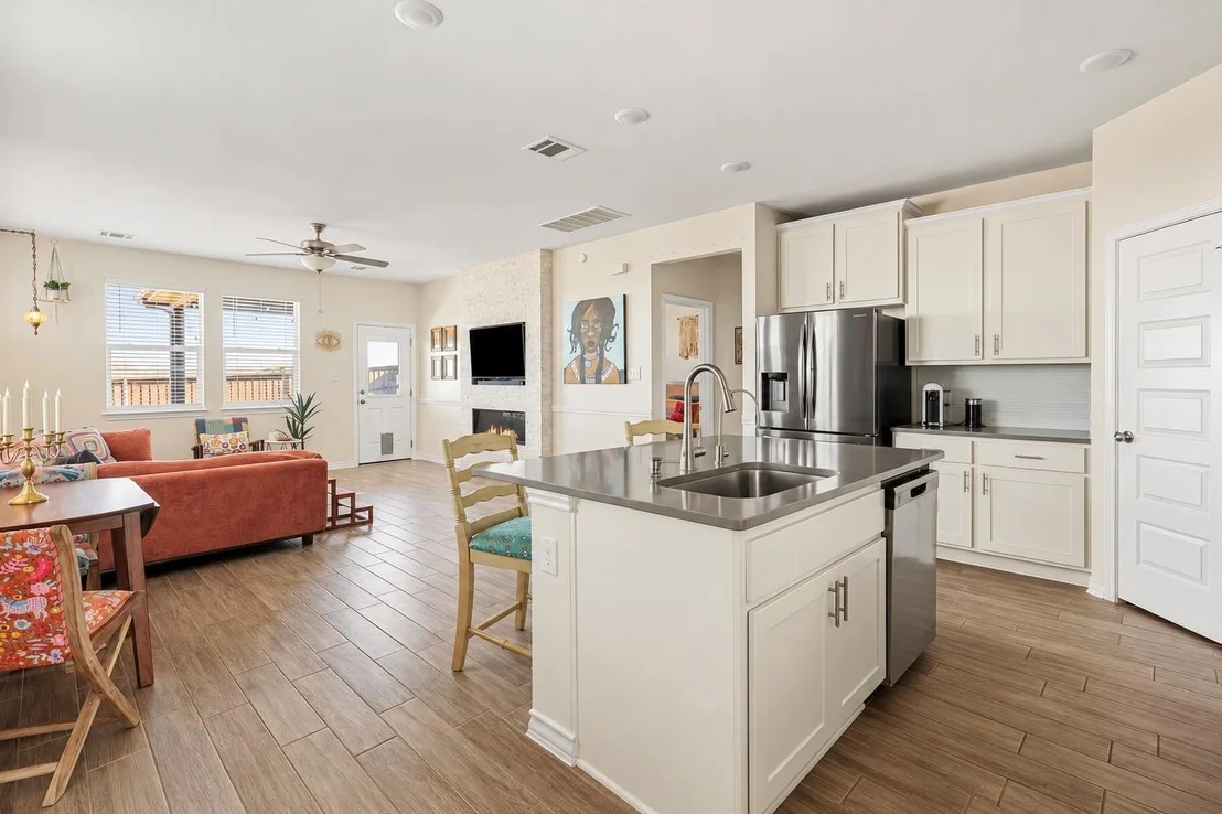 Photo of 862 Pepperbark LOOP