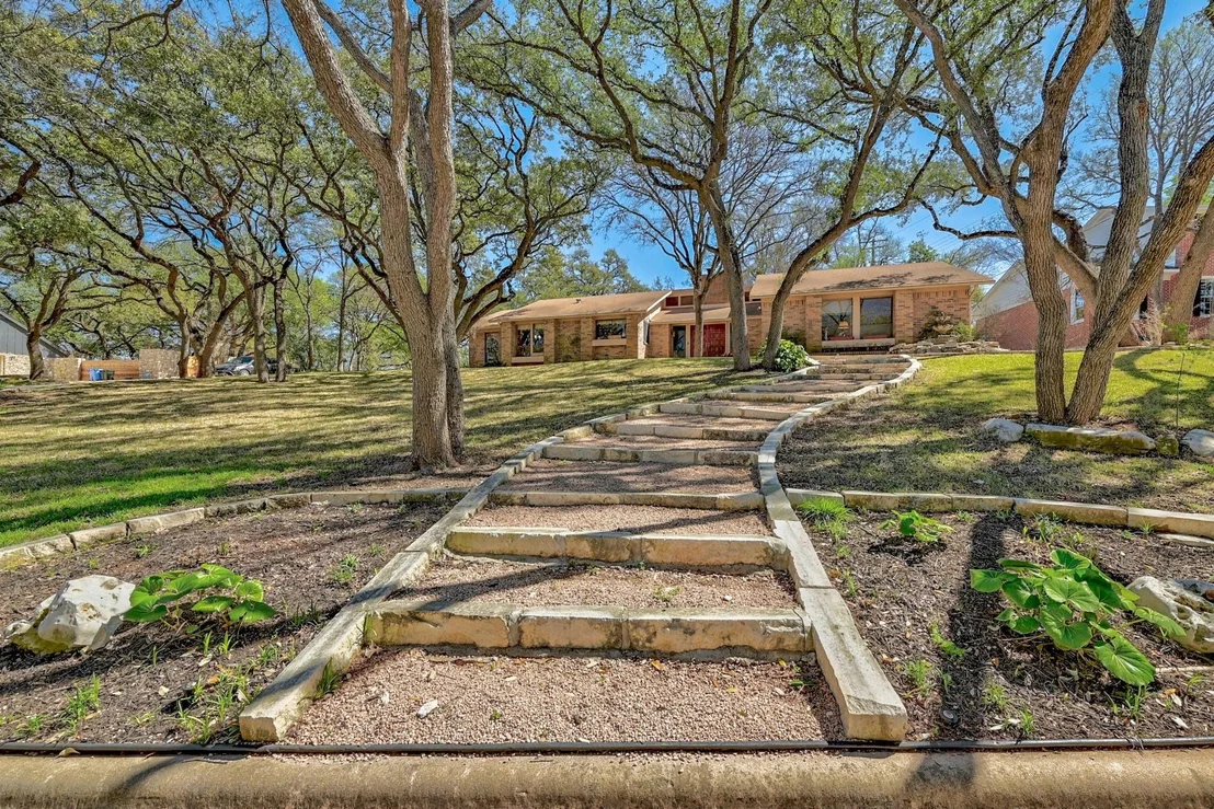 Photo of 2804 Rock WAY