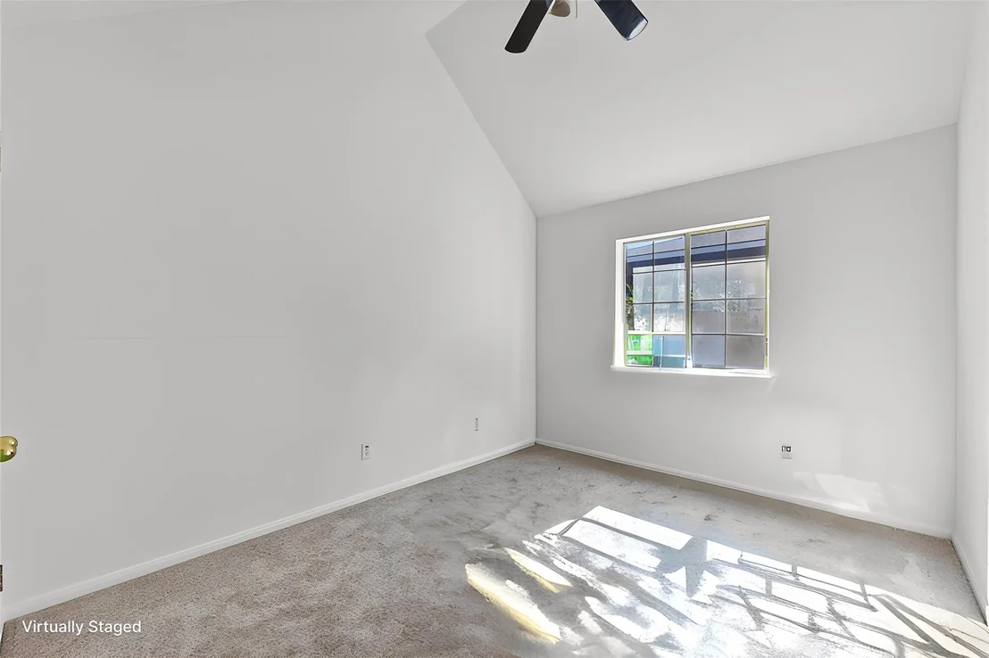 Photo of 700 Cornell DR