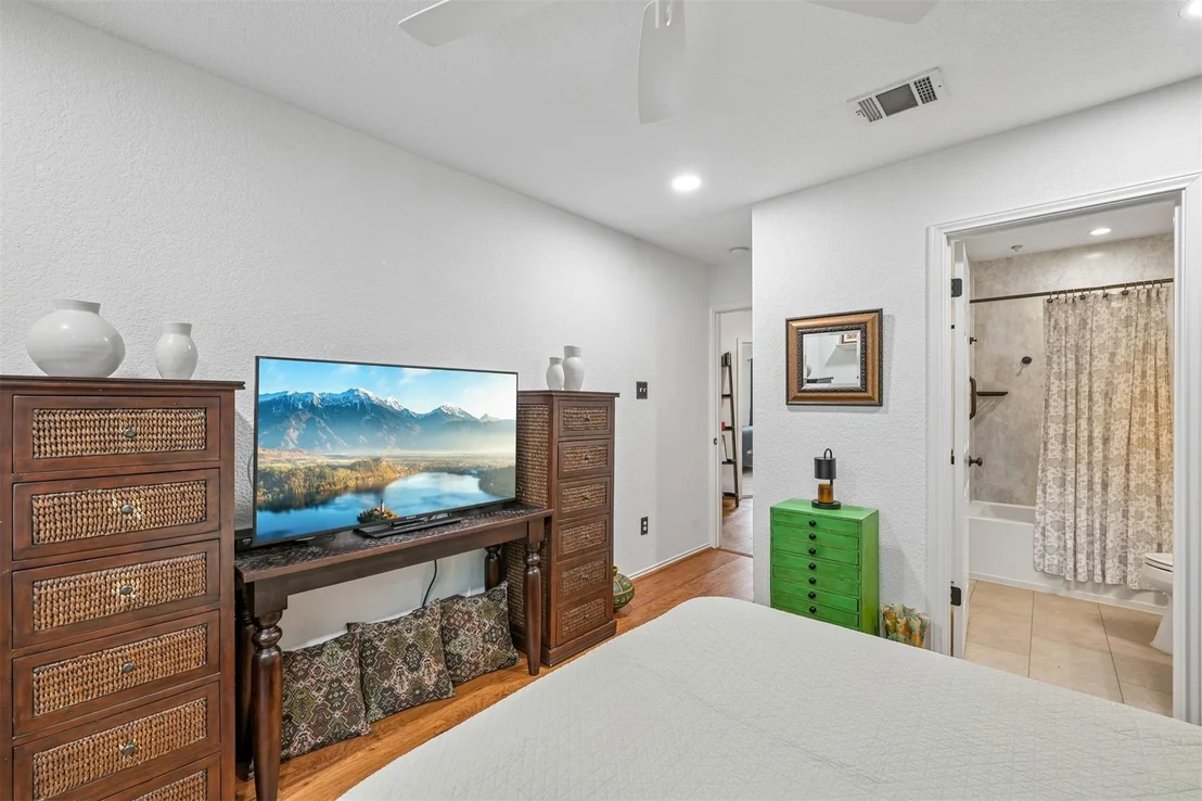 Photo of Unit 29 at 4400 Switch Willo