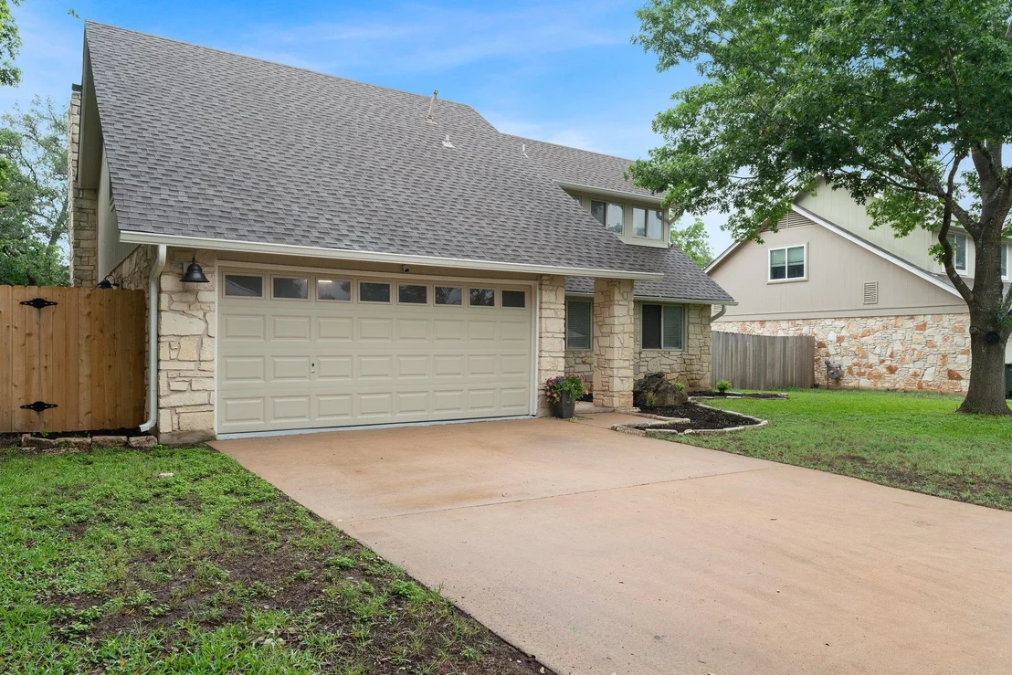 Photo of 10416 Doering LN