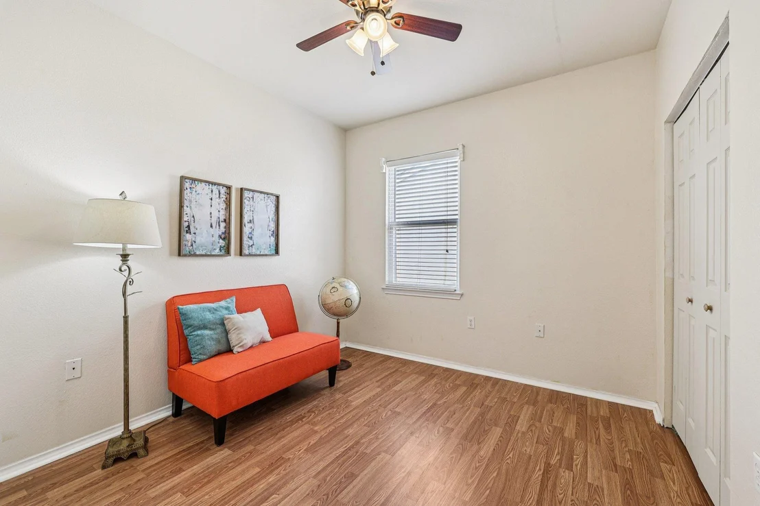 Photo of 323 Crockett LOOP