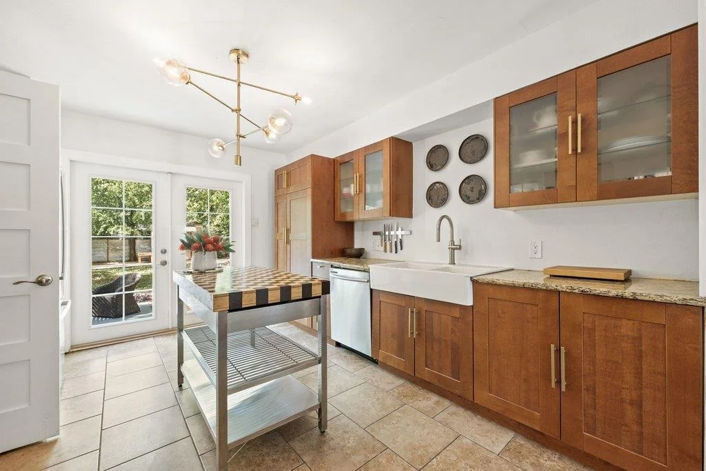 Photo of 403 W 55th ST