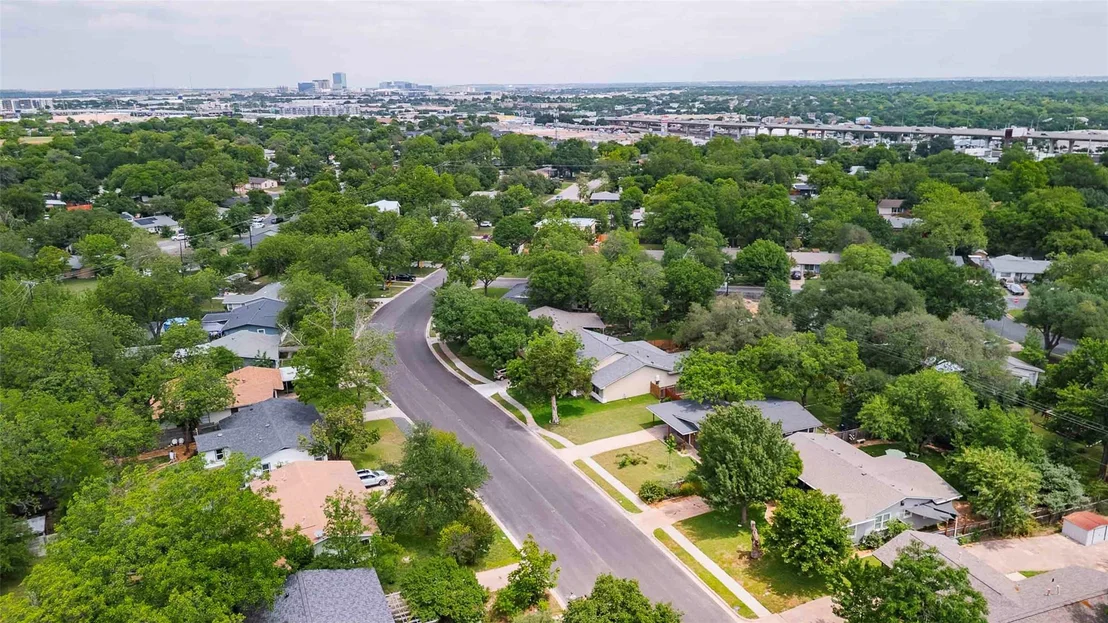 Photo of 8313 Burrell DR