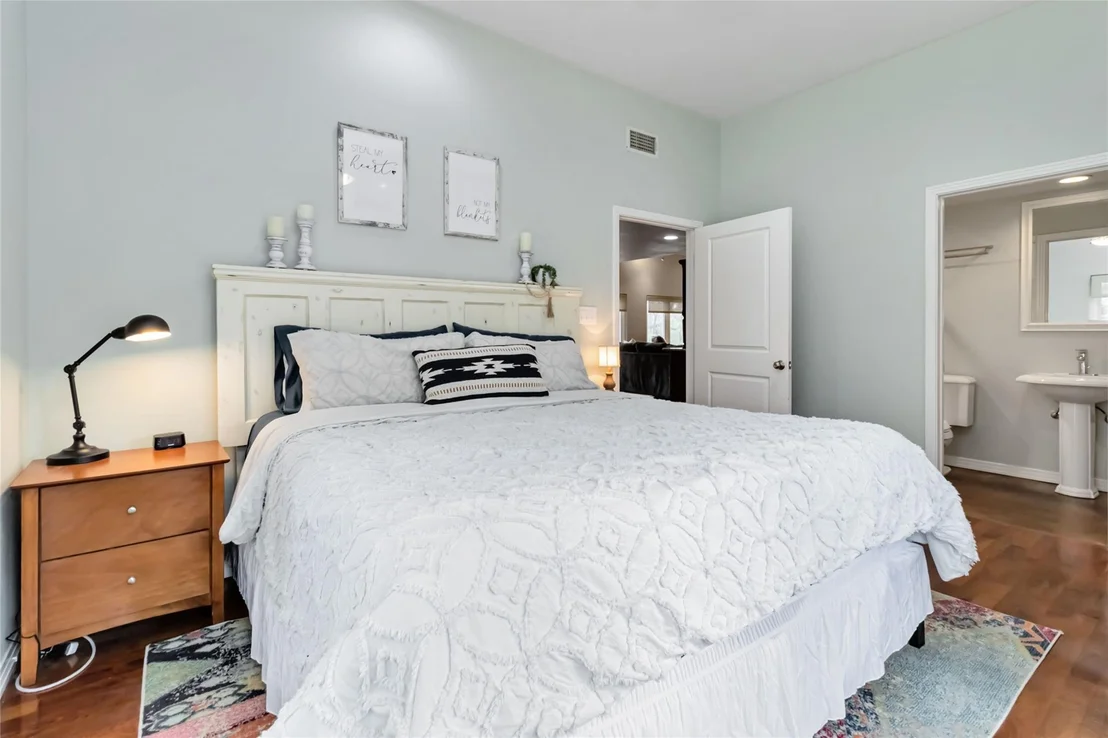 Photo of 172 William Higgins DR