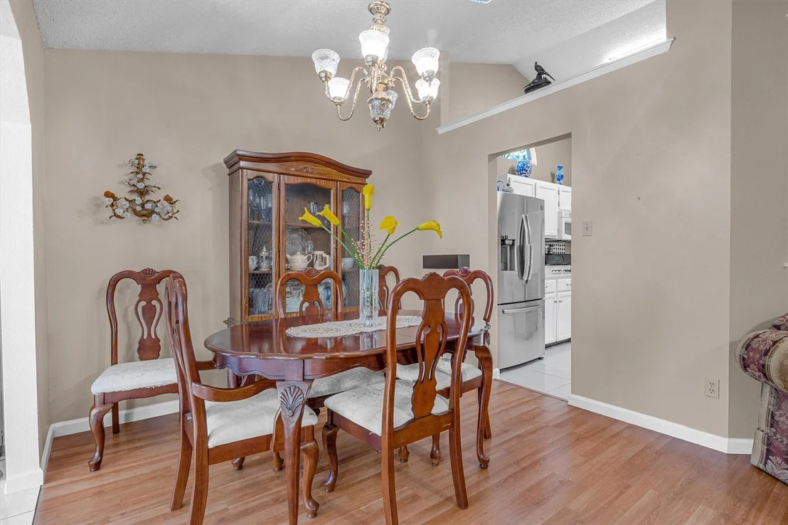 Photo of 1701 Laurel PATH