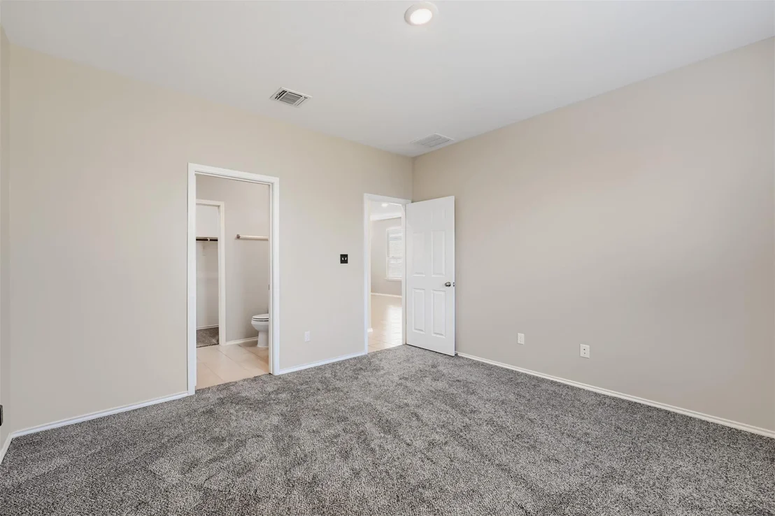 Photo of 324 Harper LN