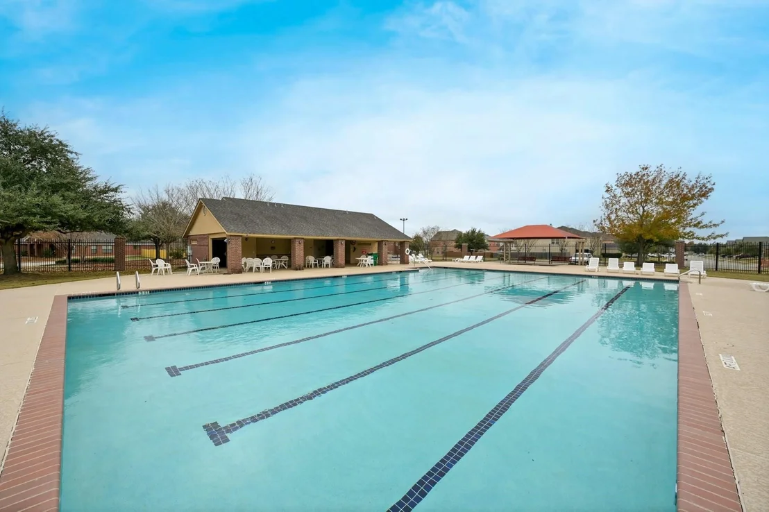 Photo of 912 Yellowstone DR