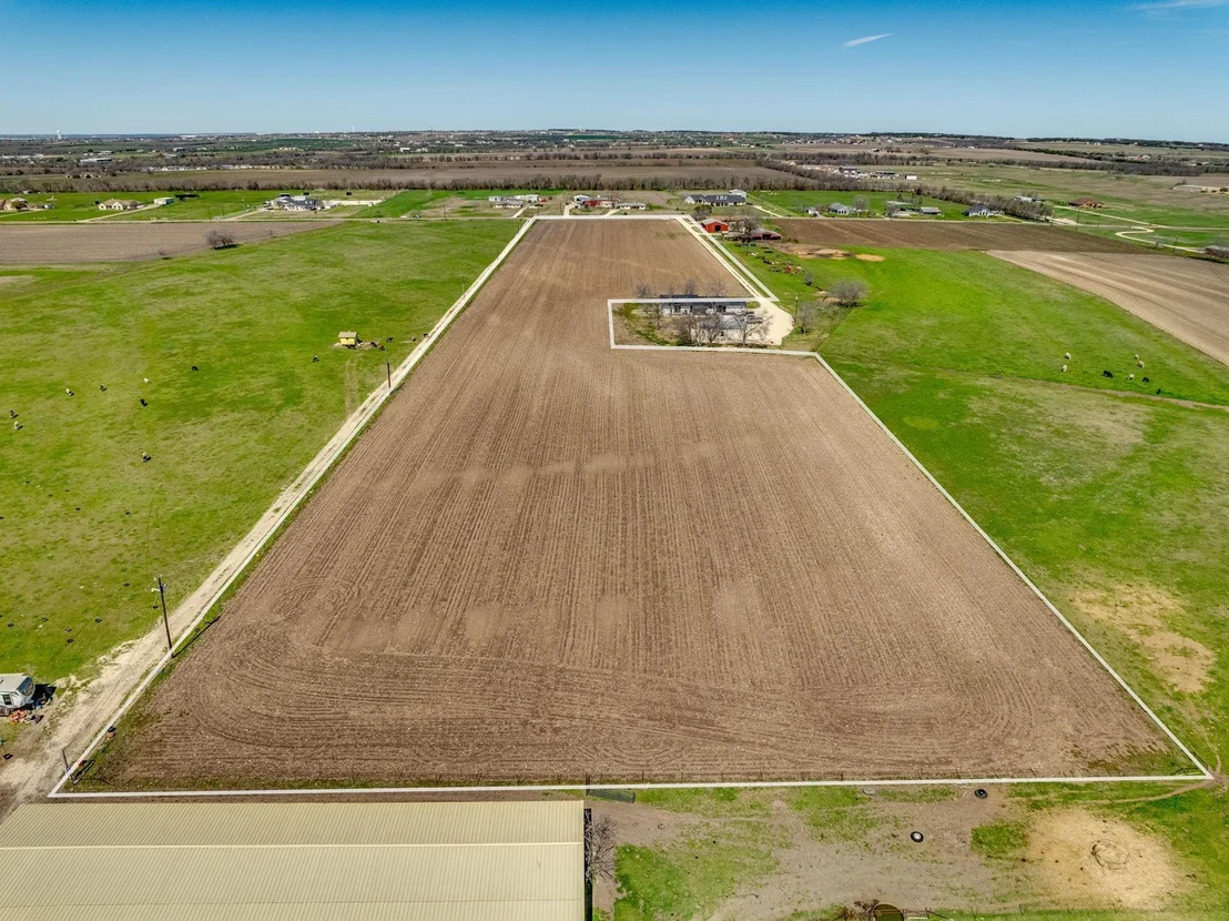 Photo of 930 County Road 124 RD
