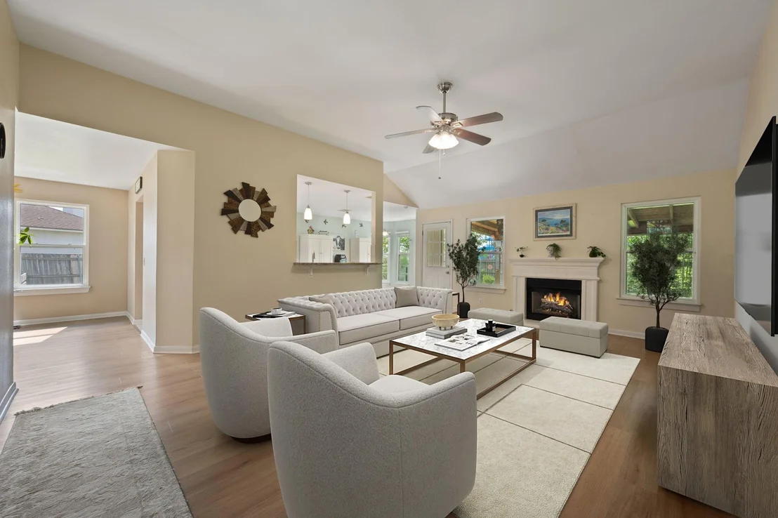 Photo of 206 Evergreen CIR
