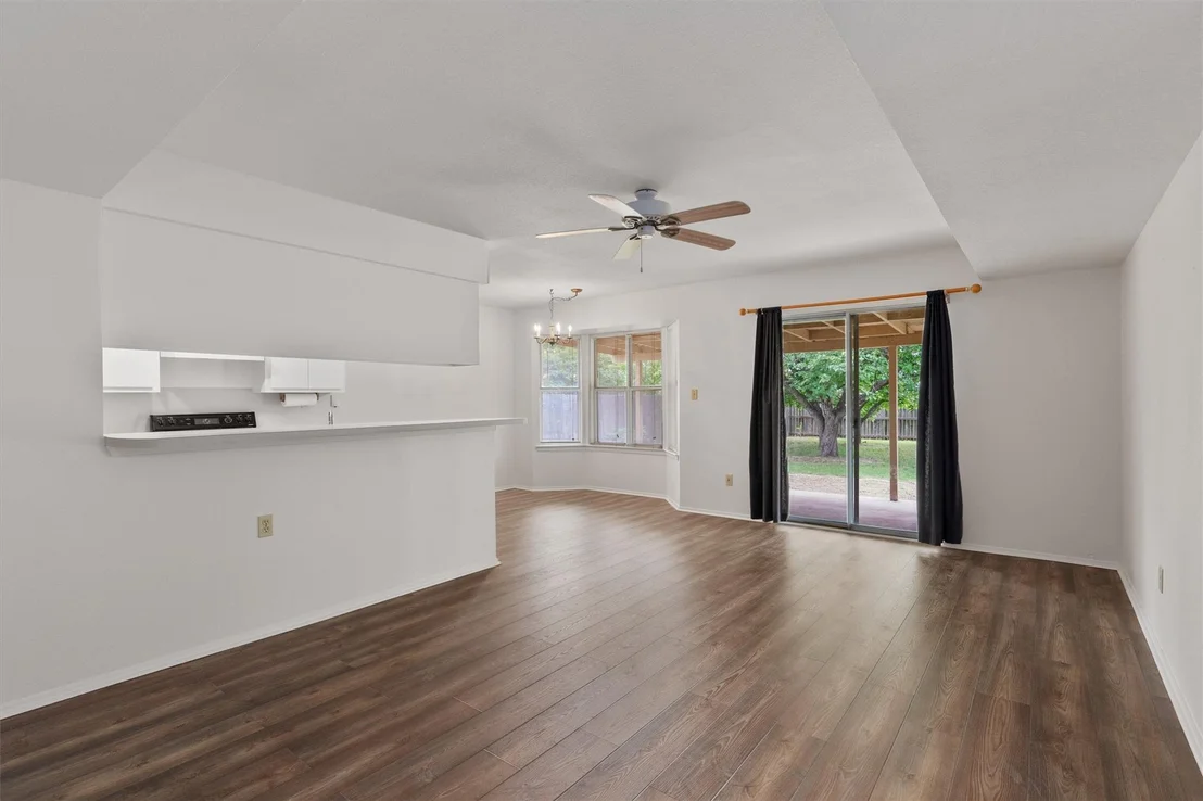 Photo of 716 Northern TRL
