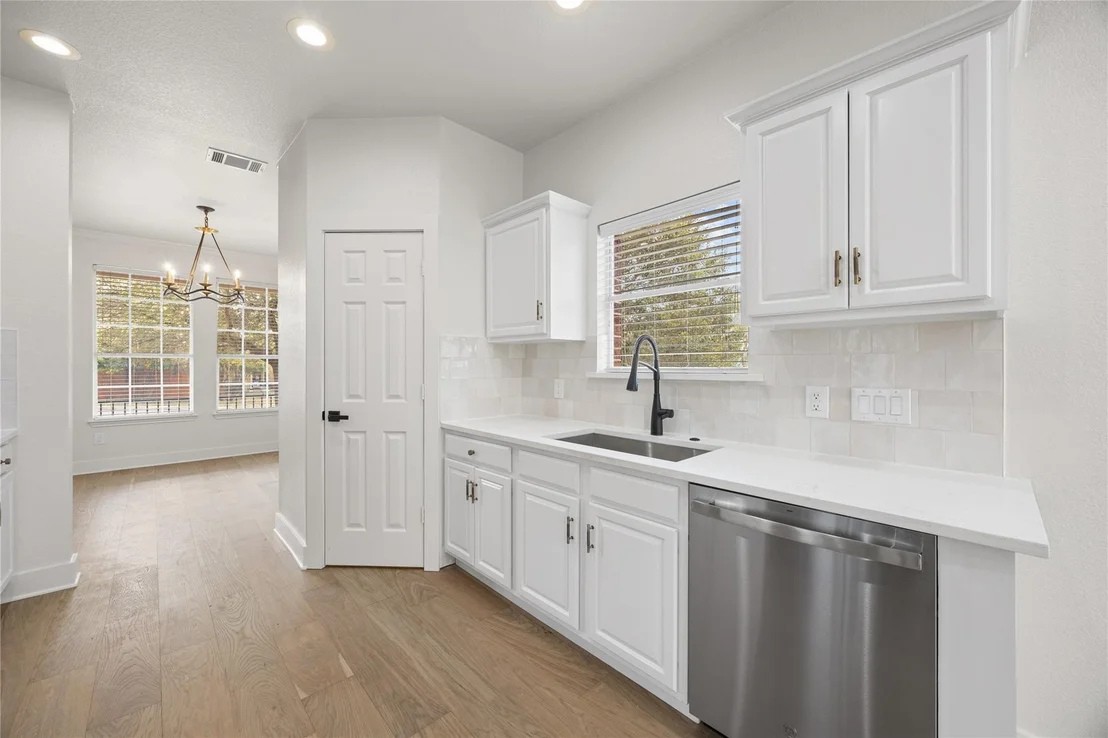 Photo of 117 Waterloo DR
