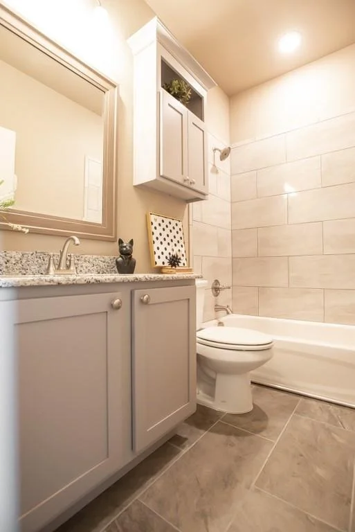 Photo of 1018 Winchester DR