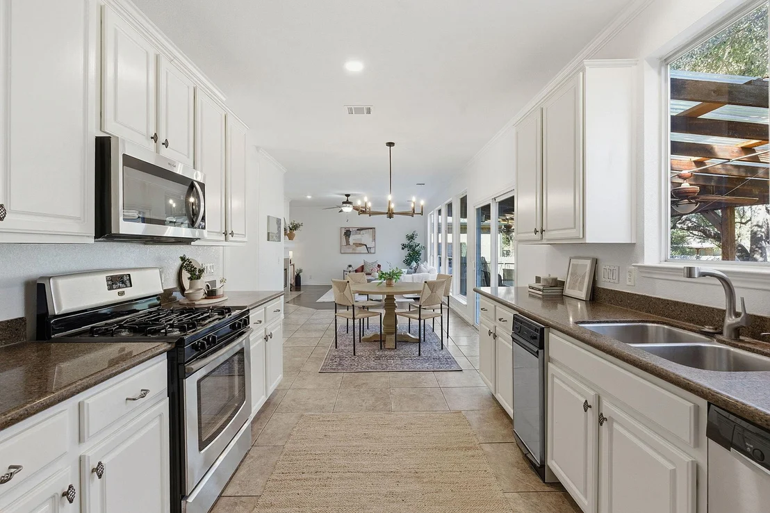 Photo of 2310 Eleanor WAY