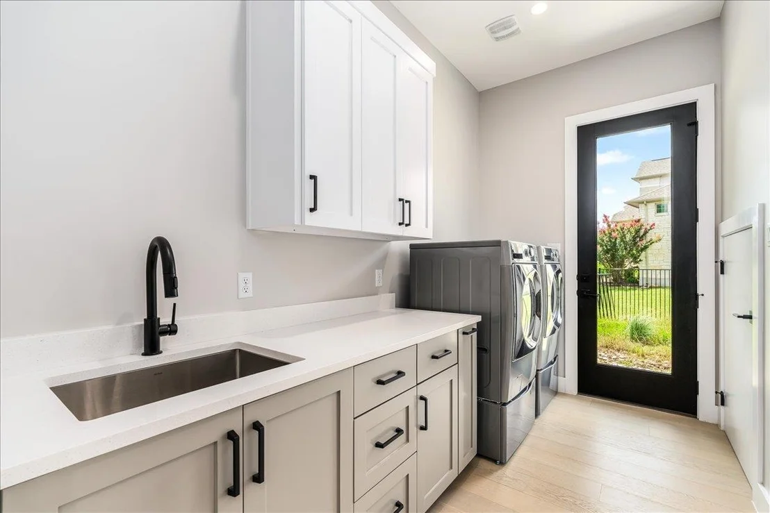 Photo of 9600 Stratus DR