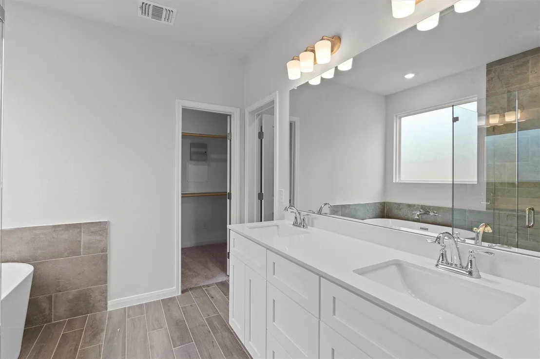 Photo of 349 Stellar Wind DR