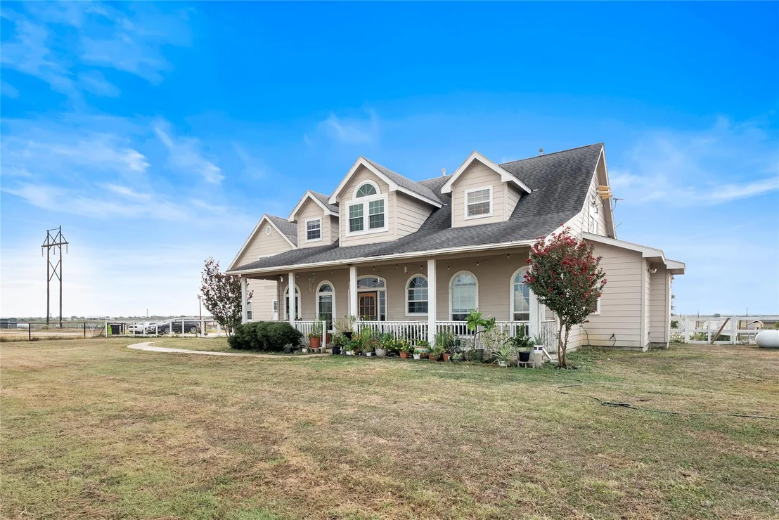 Photo of 5063 County Road 463