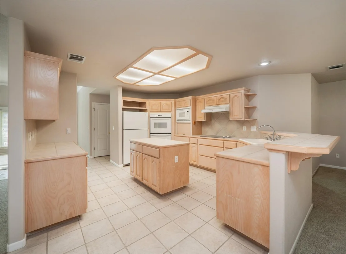 Photo of 16 Augusta DR