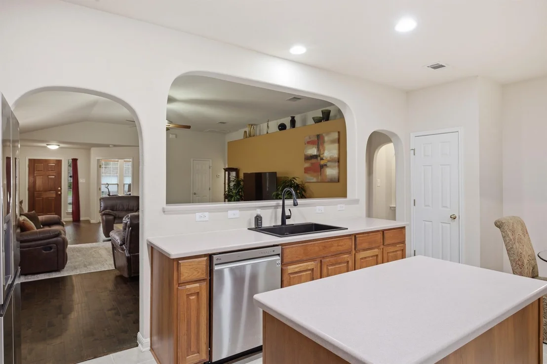 Photo of 2801 Stirrup CV