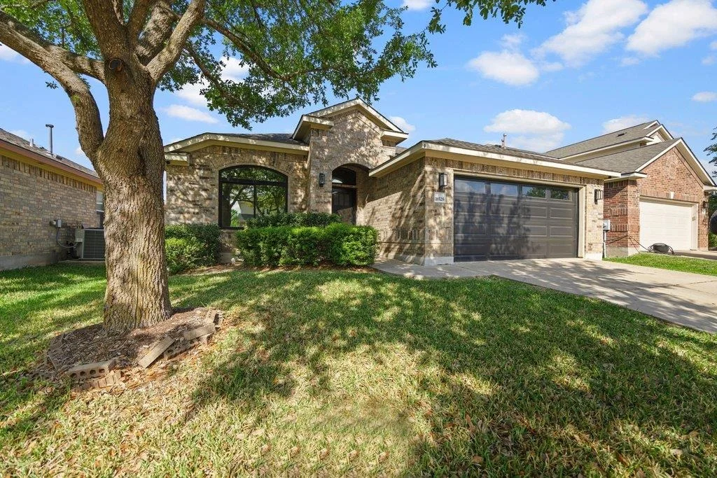 Photo of 18528 Blue Pond DR