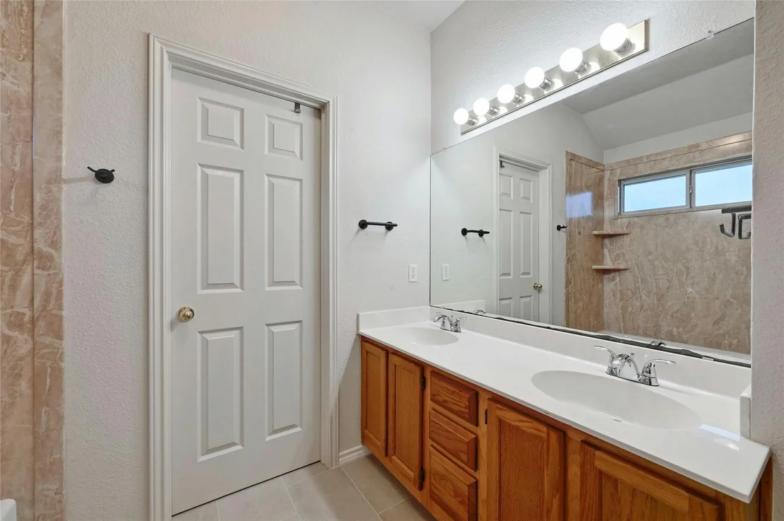 Photo of 8314 Palace PKWY