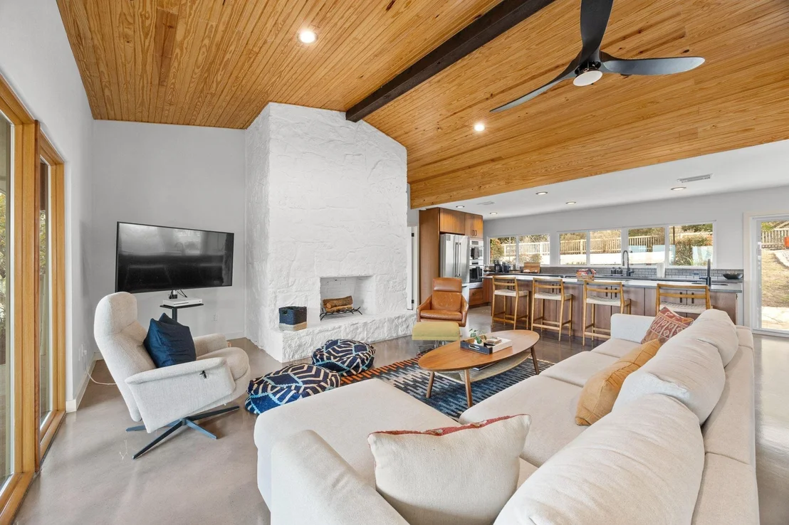 Photo of 3807 Cedar GLN