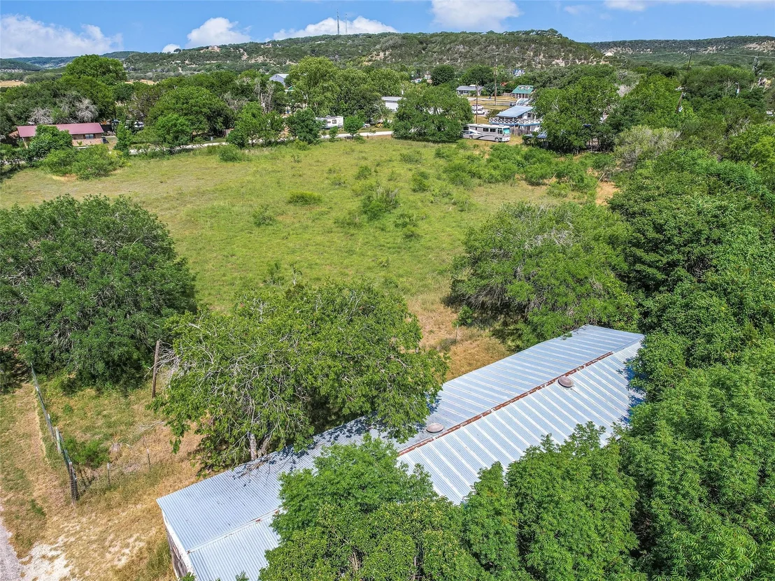 Photo of 201 Oak DR