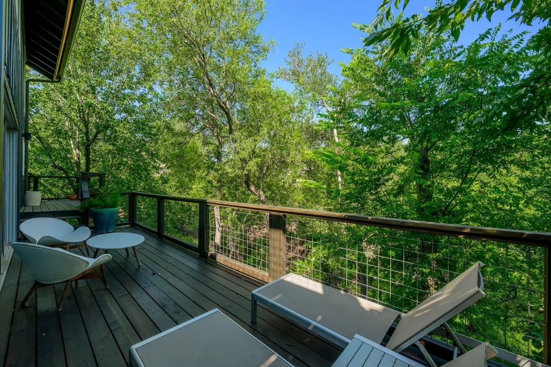 Photo of 7643 Parkview CIR