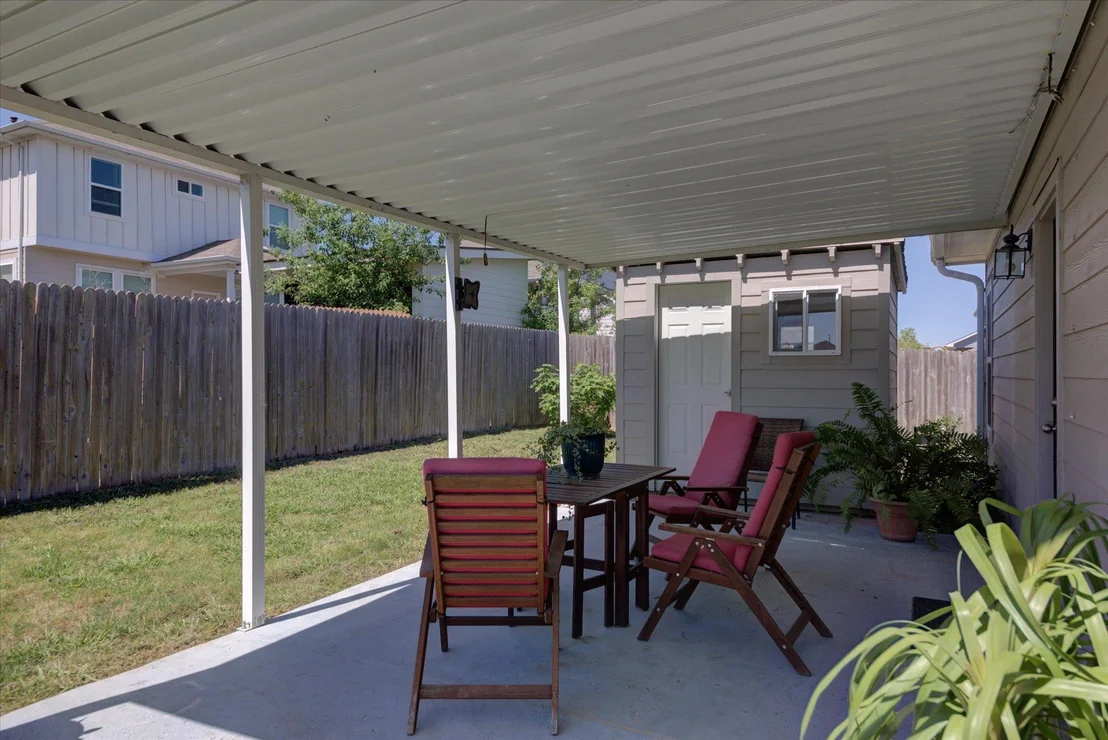 Photo of 10312 Bankhead DR