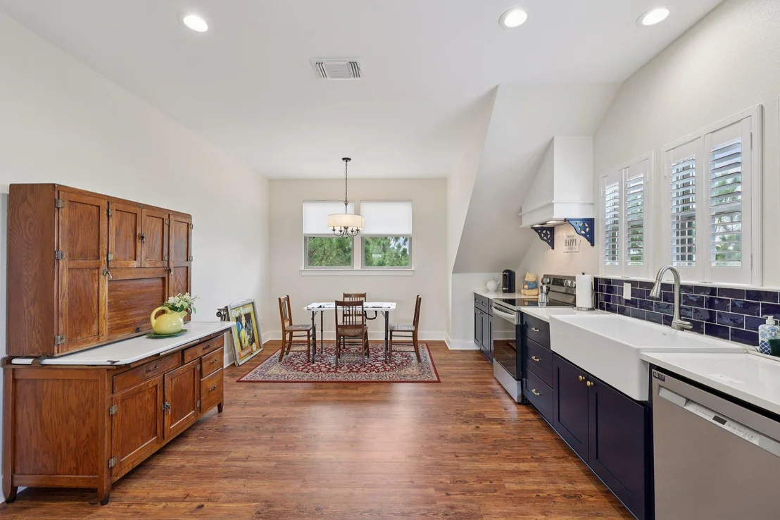 Photo of 546 McAllister RD