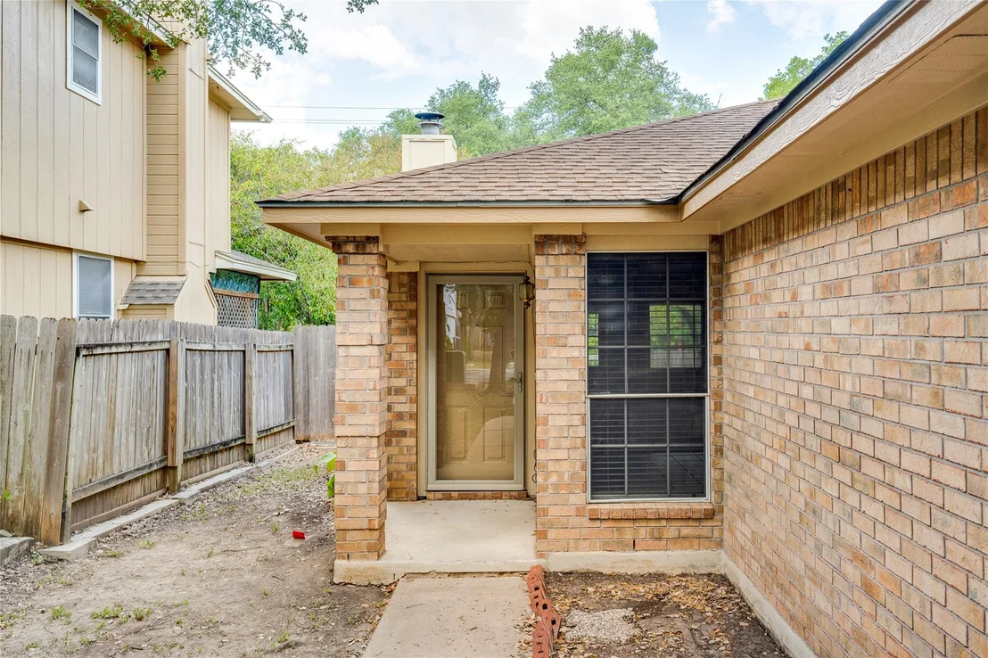 Photo of 1404 Wheatfall LN