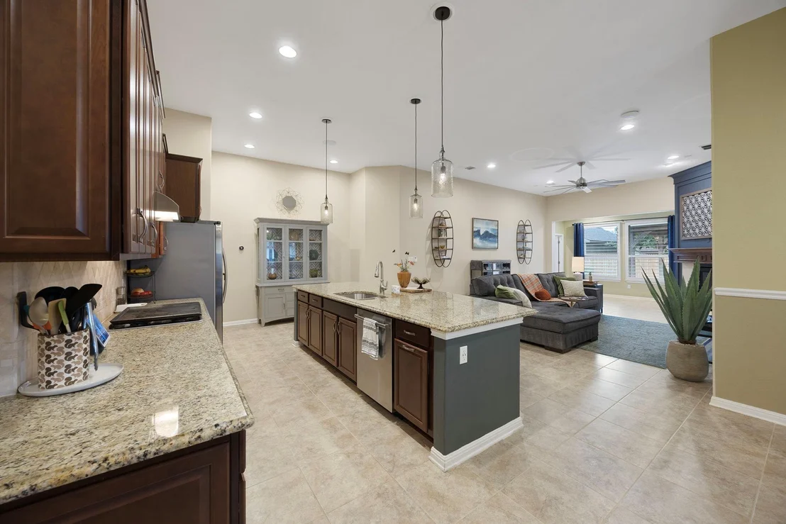 Photo of 202 Parkwest DR