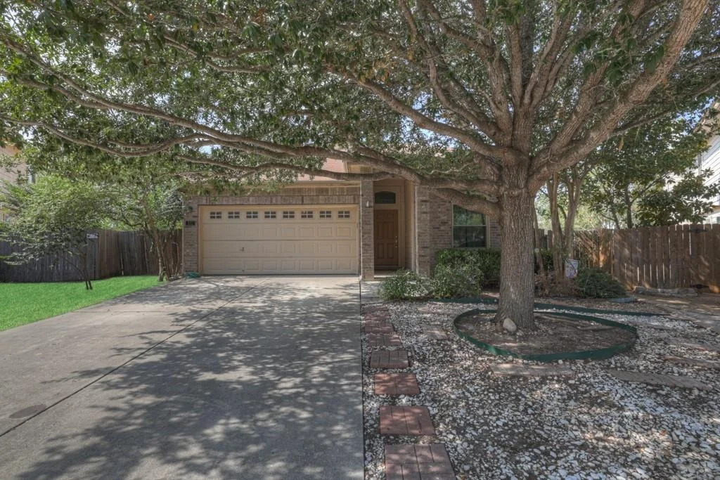 Photo of 522 Pecos CIR