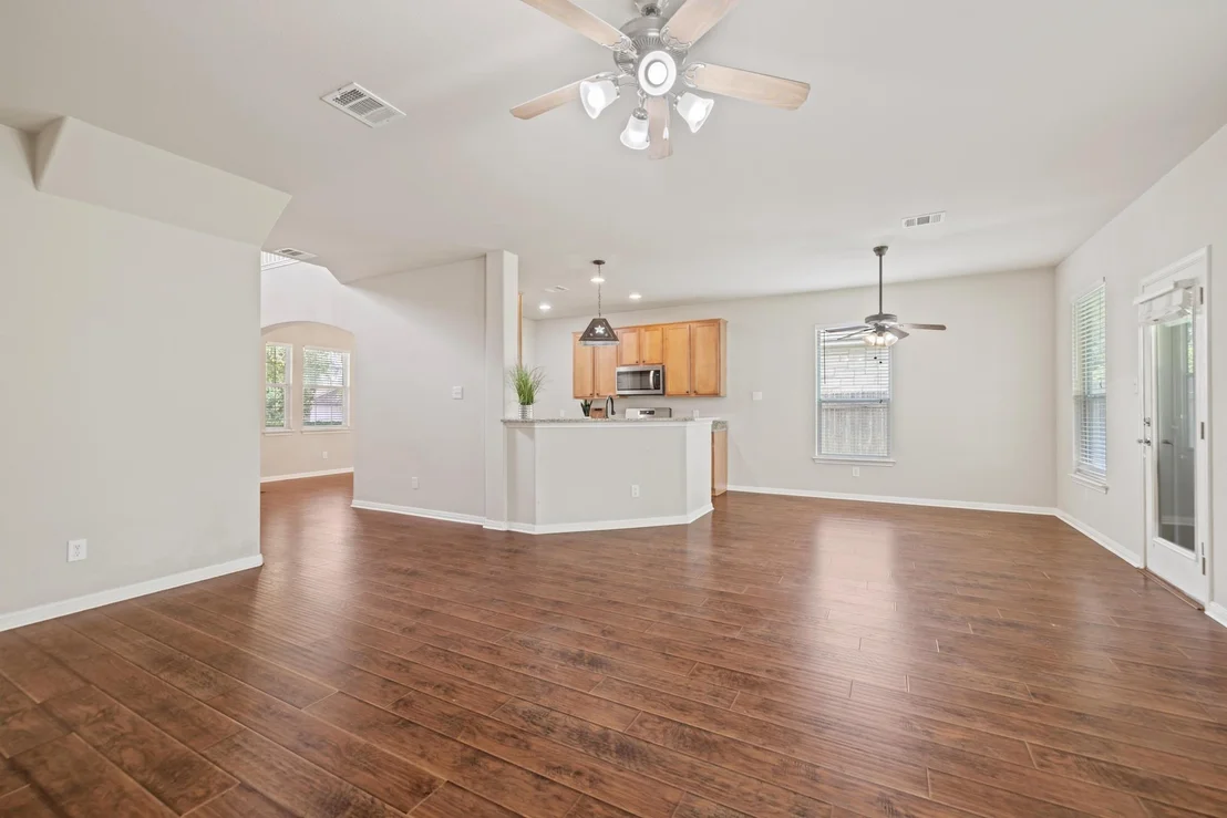 Photo of 1115 Henderson DR