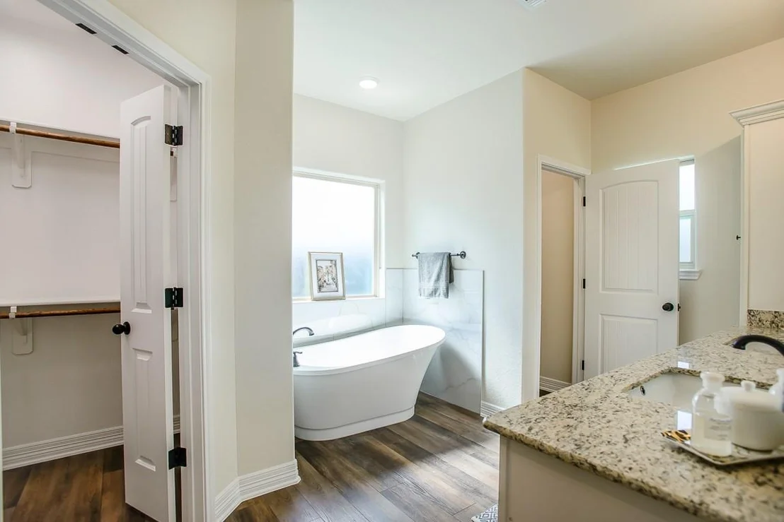 Photo of 1010 Winchester DR