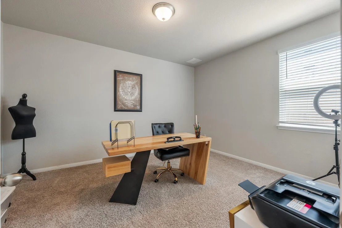 Photo of 133 Empress Tree DR
