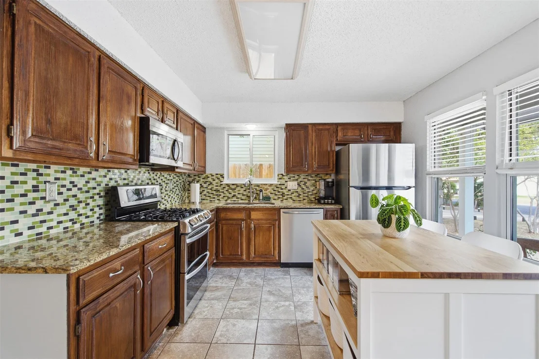 Photo of 4817 Pelham DR