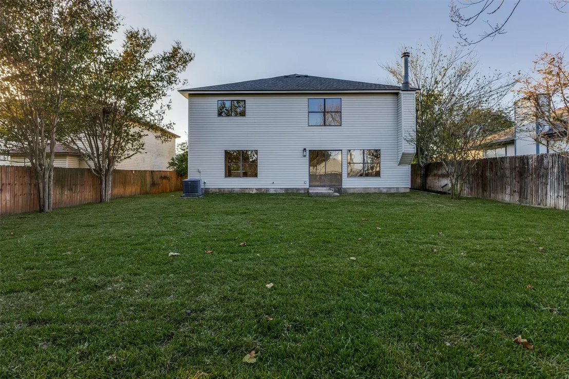 Photo of 2949 Donnell DR