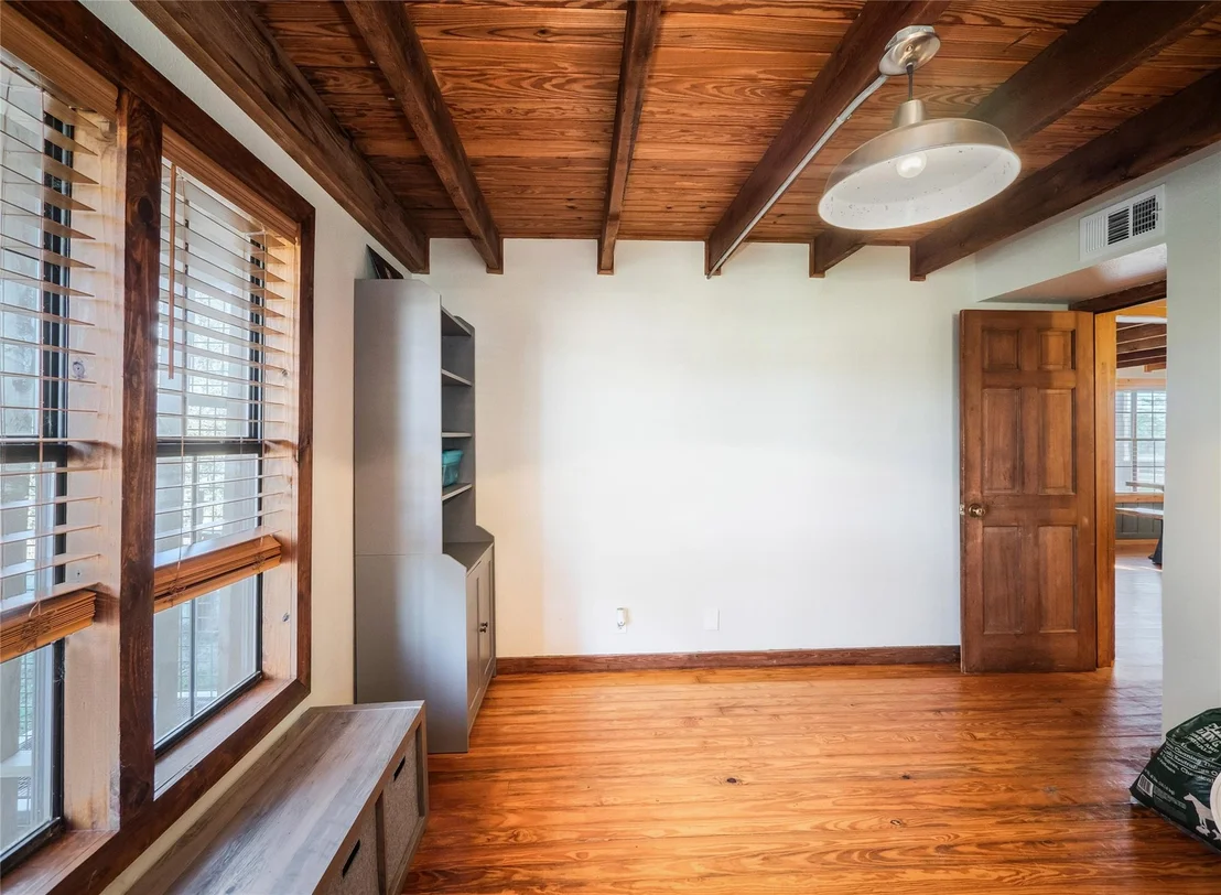 Photo of 414 Walnut Creek RD