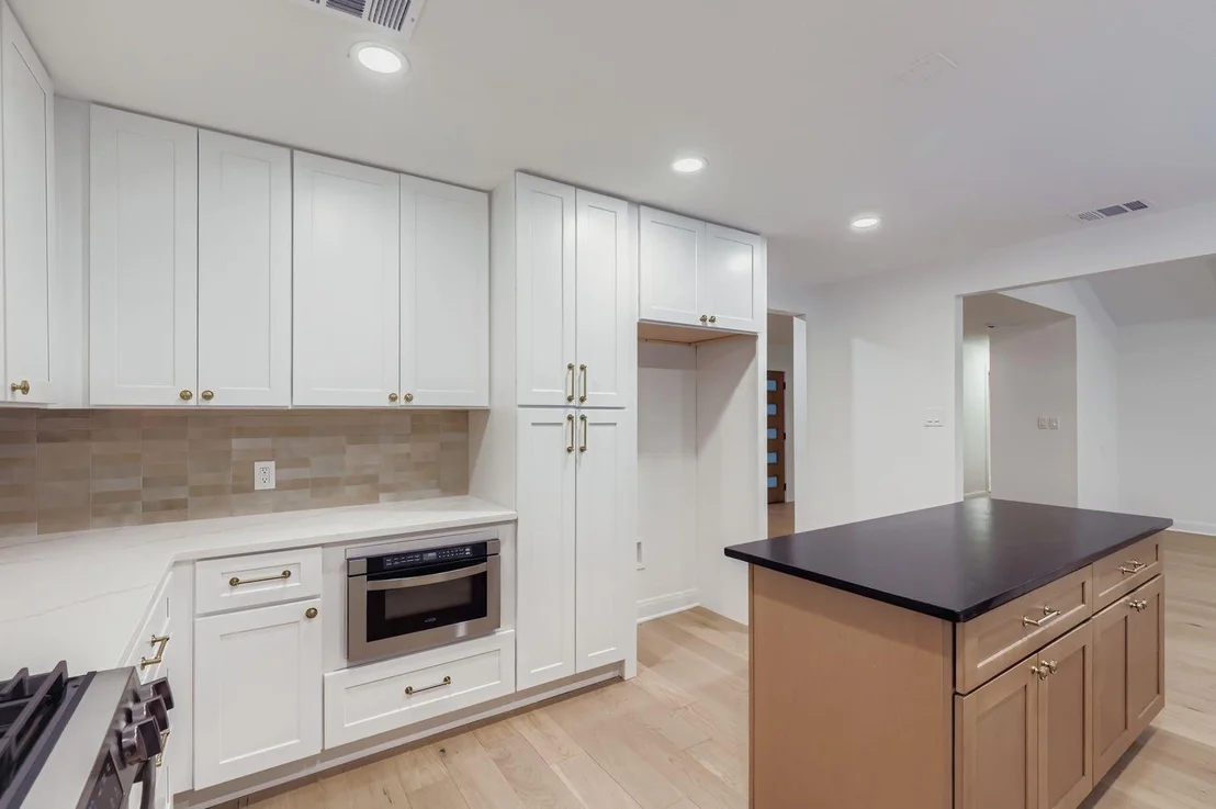 Photo of 11703 Oak Knoll DR