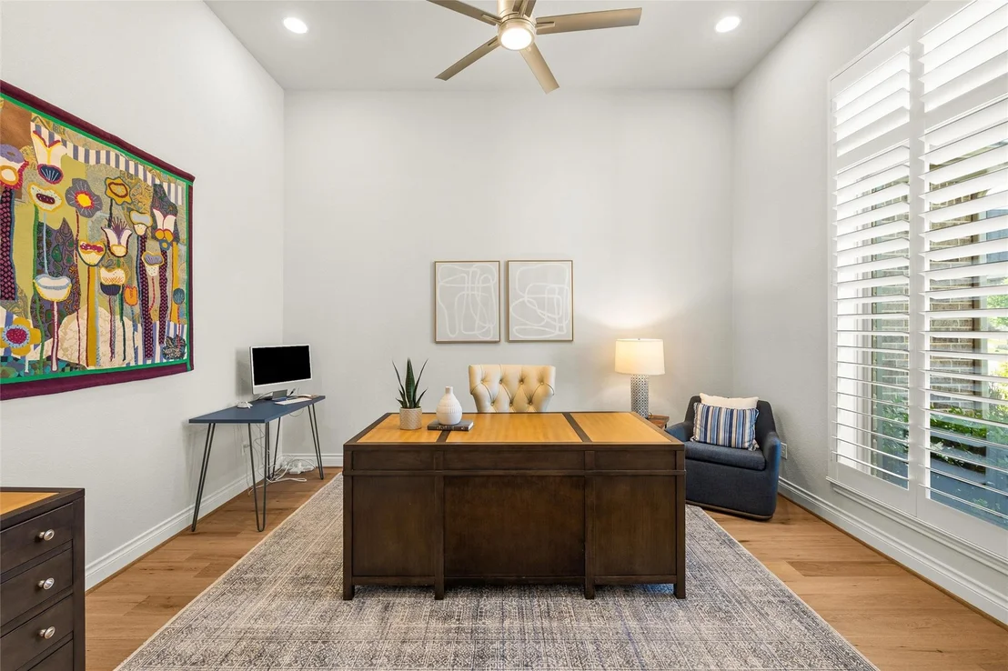Photo of 216 Indian Grass CV