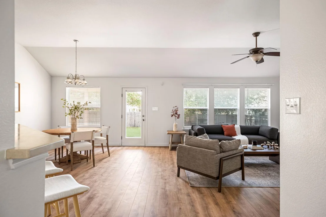 Photo of 717 Windsor Castle DR