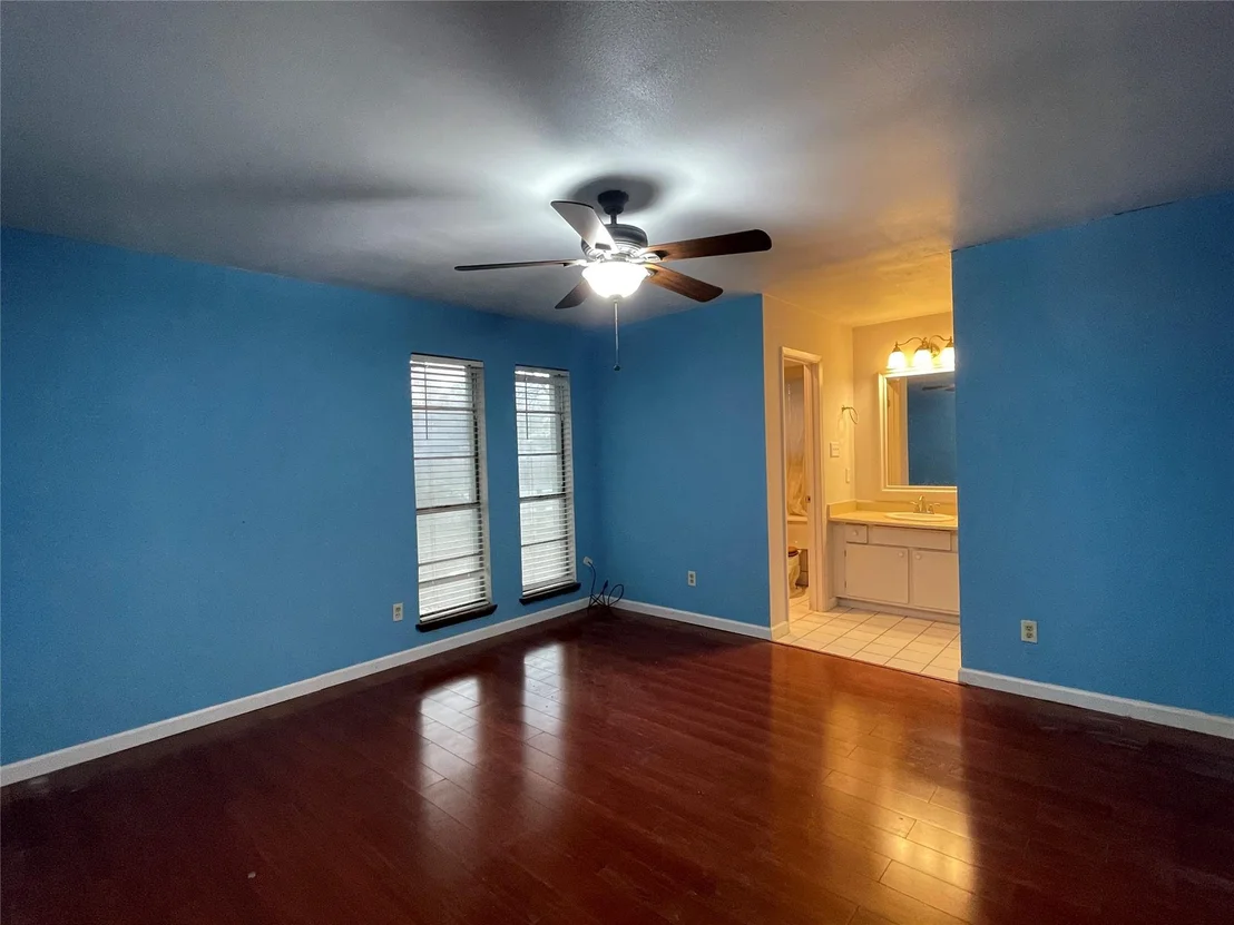 Photo of 5608 PEPPERTREE PKWY