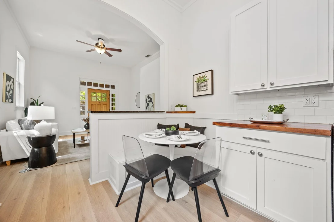 Photo of 2503 Bryan ST