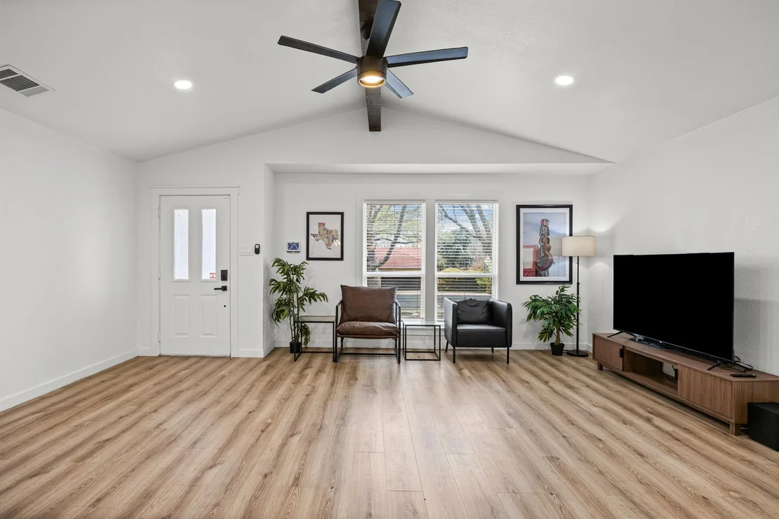 Photo of 13200 Elysian Fields CV