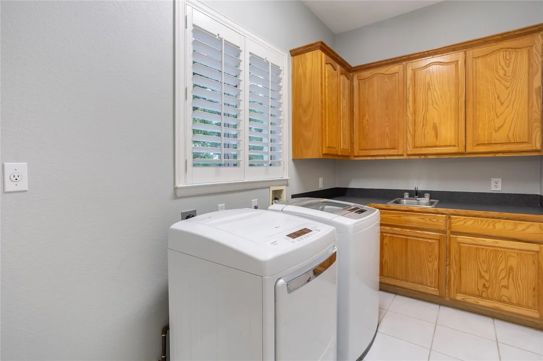 Photo of 10800 River Plantation DR
