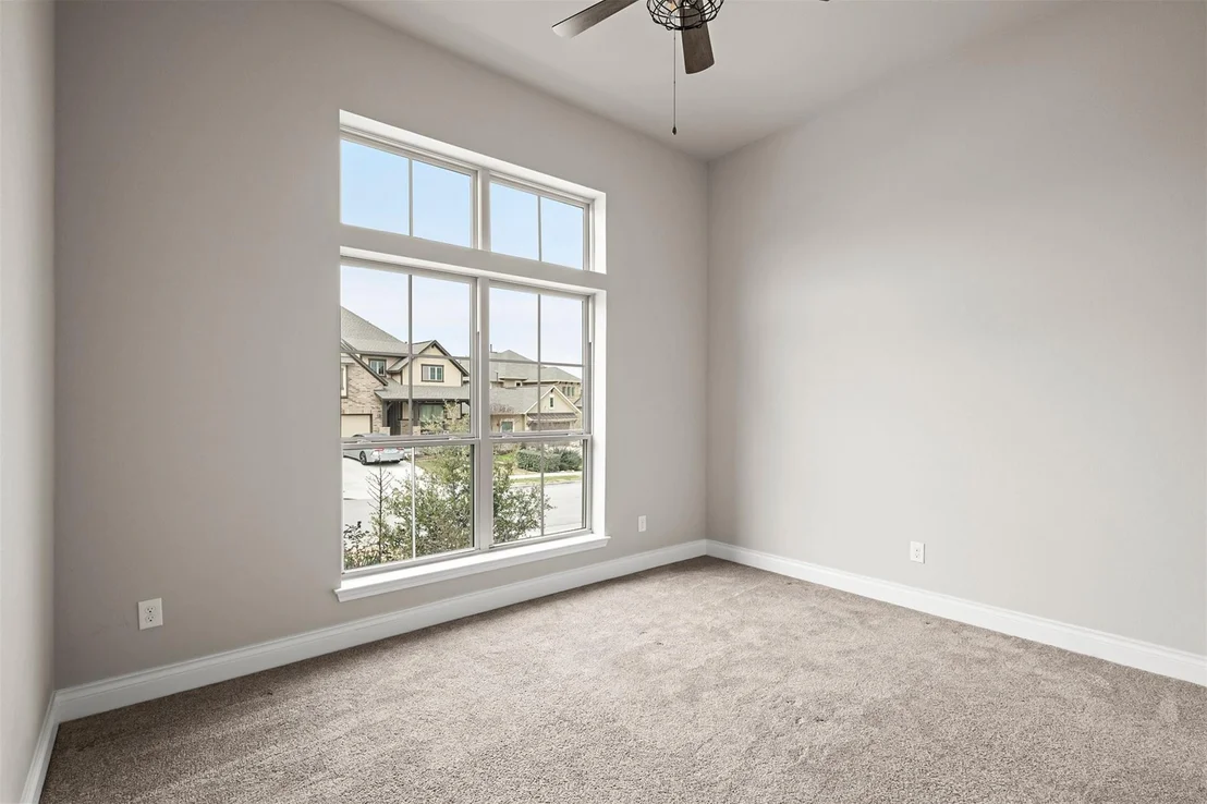 Photo of 112 Gabriel Point LN